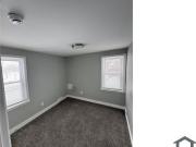2 Bedroom Townhouse 14304 Frankfort St in Detroit, MI...