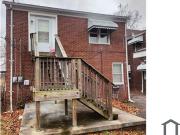 2 Bedroom Townhouse 5752 Dickerson St in Detroit, MI...
