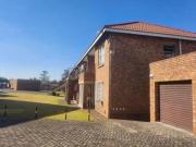 2 bedroom townhouse for rent in birc.