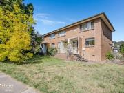 2 Bedroom Townhouse in a Convenient Location