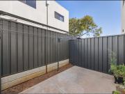 2 Bedroom Townhouse in Gated Complex!