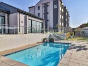 2 Bedroom Townhouse in Midridge Park