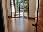 2 Bedroom Townhouse in North Caloocan City near Malls