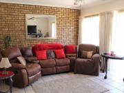 2 Bedroom Townhouse in Rooihuiskraal North