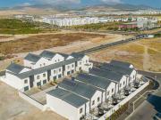 2 Bedroom Townhouse in Sandown 2 Bedroom Townhouse in Sandown