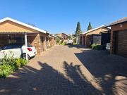 2 Bedroom Townhouse in Sunward Park