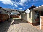 2 Bedroom Townhouse in Thatchfield