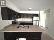 2 Bedroom Townhouse Oakville ON 93487690