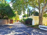 2 Bedroom townhouse sectional rented in Constantia, Cape...