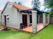 2 Bedroom townhouse sectional to rent in Fourways, Sandton