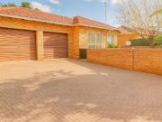 2 Bedroom Townhouse To Let in Allen's Nek | Chas Everitt