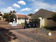 2 Bedroom Townhouse To Let in Amanda Glen