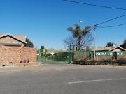 2 Bedroom Townhouse To Let in Rietfontein