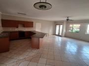 2 Bedroom Townhouse To Rent in Chroompark