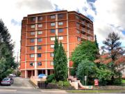 2 Bedroom unit in Great Location!