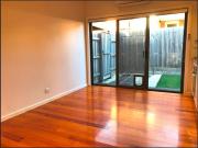 2 Bedroom Unit in Highly Convenient Location!