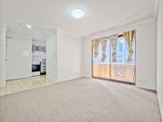 2 Bedroom Unit in Parramatta CBD, Best Location Close to...