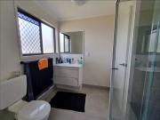 2 Bedroom unit in Quiet Duplex