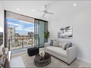 2 Bedroom Unit in the Heart of Newstead with Resort...