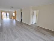 2 bedroom Unit with large open plan living room and...