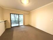 2 Bedroom unit with oversized courtyard