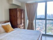 2 Bedroom with balcony Uptown Parksuites For Sale Condo...