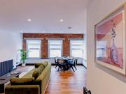 2 Bedrooms 1 bathroom