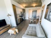 2 Bedrooms 2 Bathrooms 11202 Cavendish Boulevard, Montréal