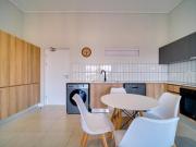 2 bedrooms 2 bathrooms top floor apartment