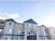 2 bedrooms Apartment Large & Bright. Single Car Garage!