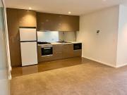 2 Bedrooms Apartment Living in the heart of the City... 2 Bedrooms Apartment Living in the heart of the City...