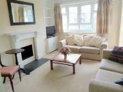 2 bedrooms Apartment or flat to rent in Knox House,...