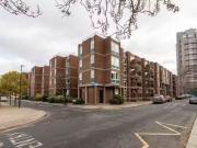2 bedrooms Apartment or flat to rent in Wincott Street,...