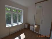 2 Bedrooms Barn conversion for rent in Lampton Park...