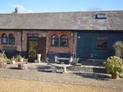 2 Bedrooms Barn conversion for sale in The Leys, Halton...