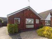 2 Bedrooms Bungalow for rent in Avondale Crescent,...