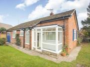 2 Bedrooms Bungalow for rent in Bean Leach Road, Hazel...