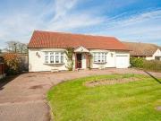2 Bedrooms Bungalow for rent in Common Road, Ingrave,...