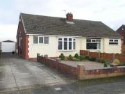 2 Bedrooms Bungalow for rent in Glazebrook Lane,...