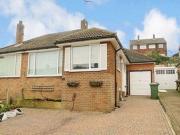 2 Bedrooms Bungalow for rent in Moseley Wood Gardens,...