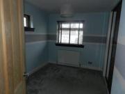 2 Bedrooms Bungalow for rent in Muir Close, Stewarton,...