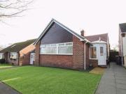 2 Bedrooms Bungalow for sale in Crossways, Gateacre,...