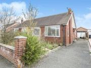 2 Bedrooms Bungalow for sale in Dorchester Road,...