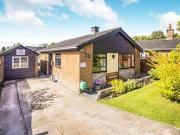2 Bedrooms Bungalow for sale in Hillside, Pant, Oswestry...