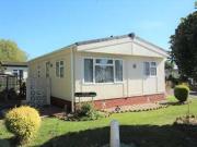 2 Bedrooms Bungalow for sale in Pickford Drive, Orchard...