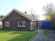 2 Bedrooms Bungalow for sale in Pilgrims Way, Kemsing,...