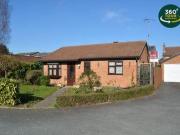 2 Bedrooms Bungalow for sale in Winders Way, Aylestone,...