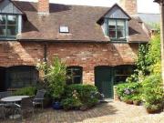 2 Bedrooms Cottage for rent in 48 Britannia Square,...