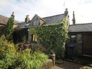 2 Bedrooms Cottage for rent in Pot House Lane,...