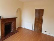 2 Bedrooms Cottage for rent in School Street,...